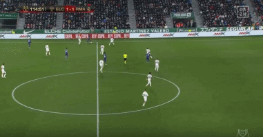 劳塔罗加盟国米后已对阵30支意甲球队破门，同期五大联赛最多